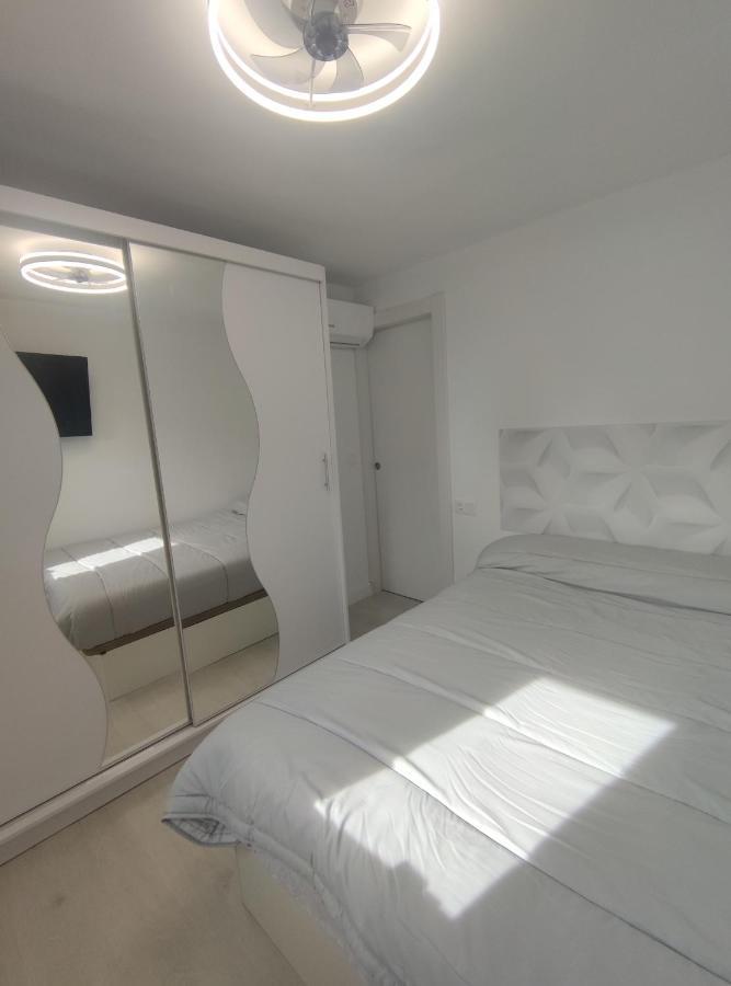 Luxury Apartment With Best Views Μπένιντορμ Εξωτερικό φωτογραφία